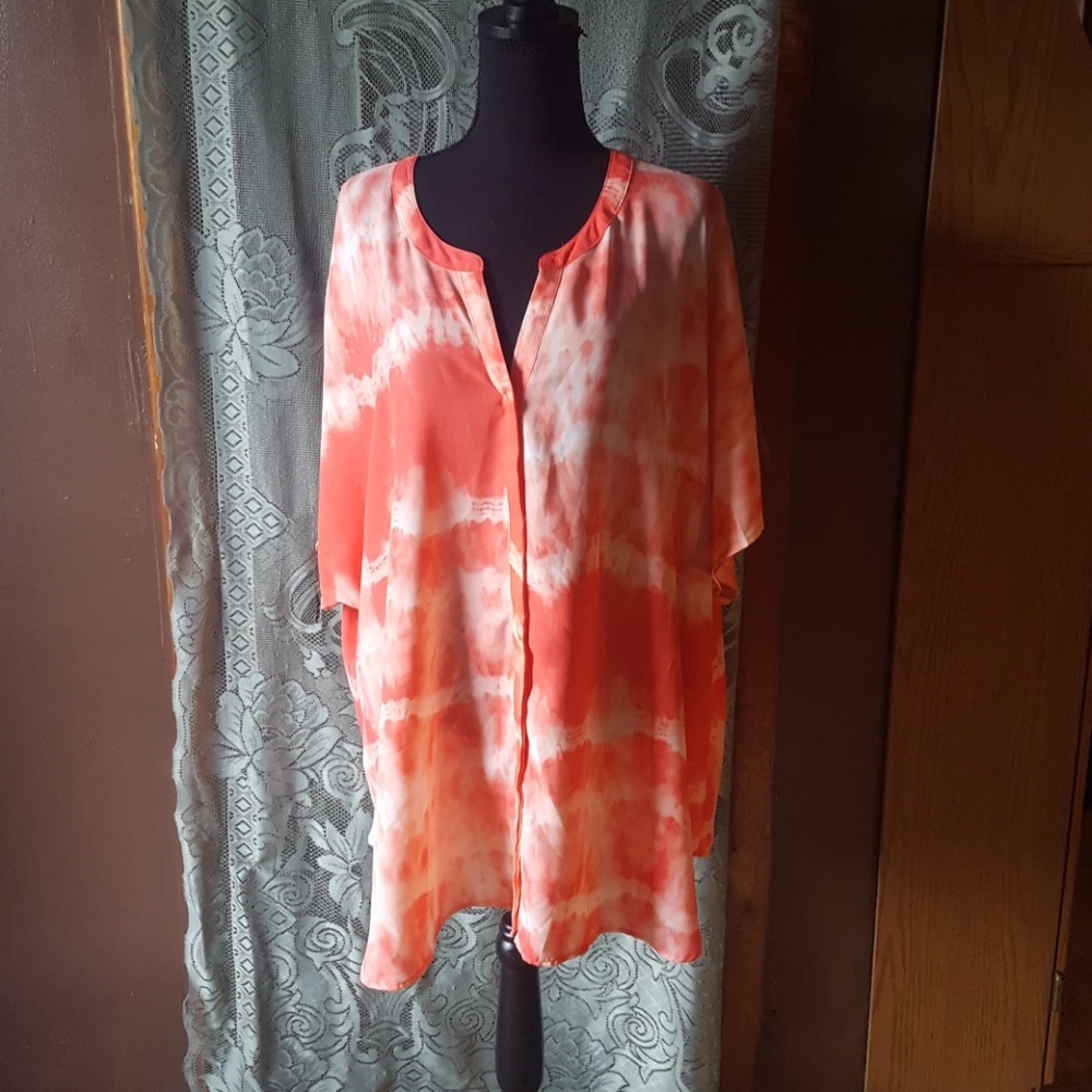 3 piece lot. Woman's summer shirts. 4 X.